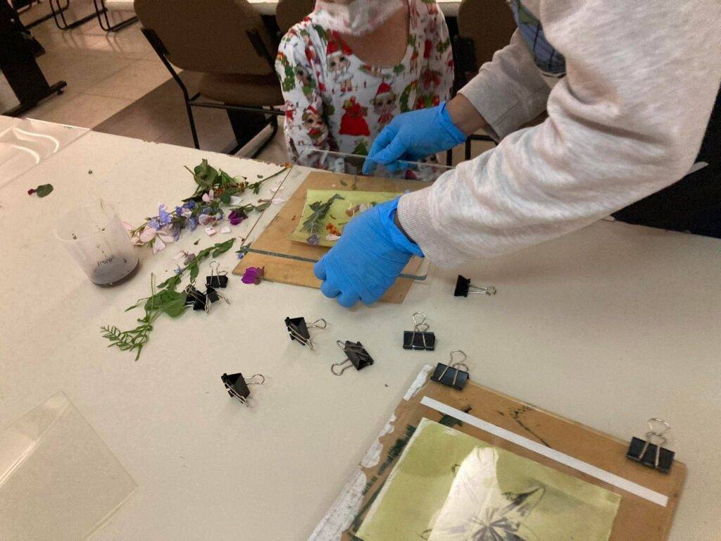 325663501_982089039429488_5399785628840355454_n