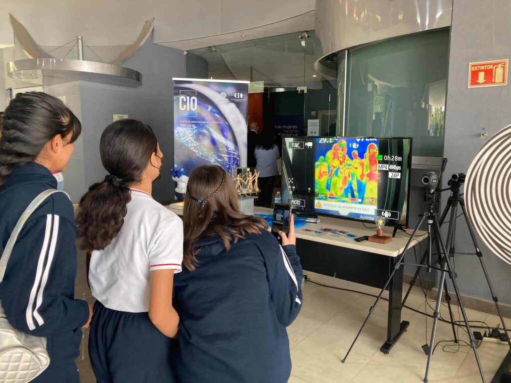 325972653_1220256308592629_6455544928257311431_n