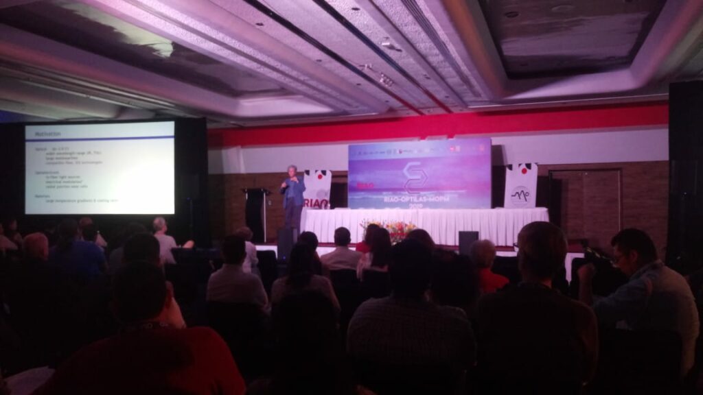 b8d9f4eb-0d3e-4836-9a65-ef2684473664