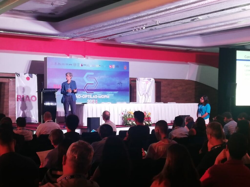 b94aef20-7346-4ad9-bfcb-444adfcbb9d9