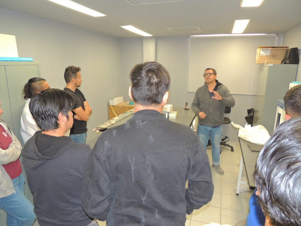 LAbSimulacionSolarEStMtraiEduardoBautista